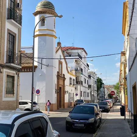 Apartmán Acogedor En Semisotano Con Patio Y Cerca De La Plaza De Espana Sevilla