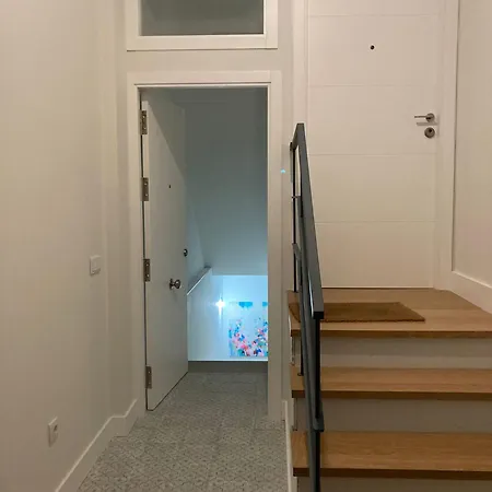 Apartmán Acogedor En Semisotano Con Patio Y Cerca De La Plaza De Espana Sevilla